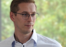 Dr. Norbert Schneider